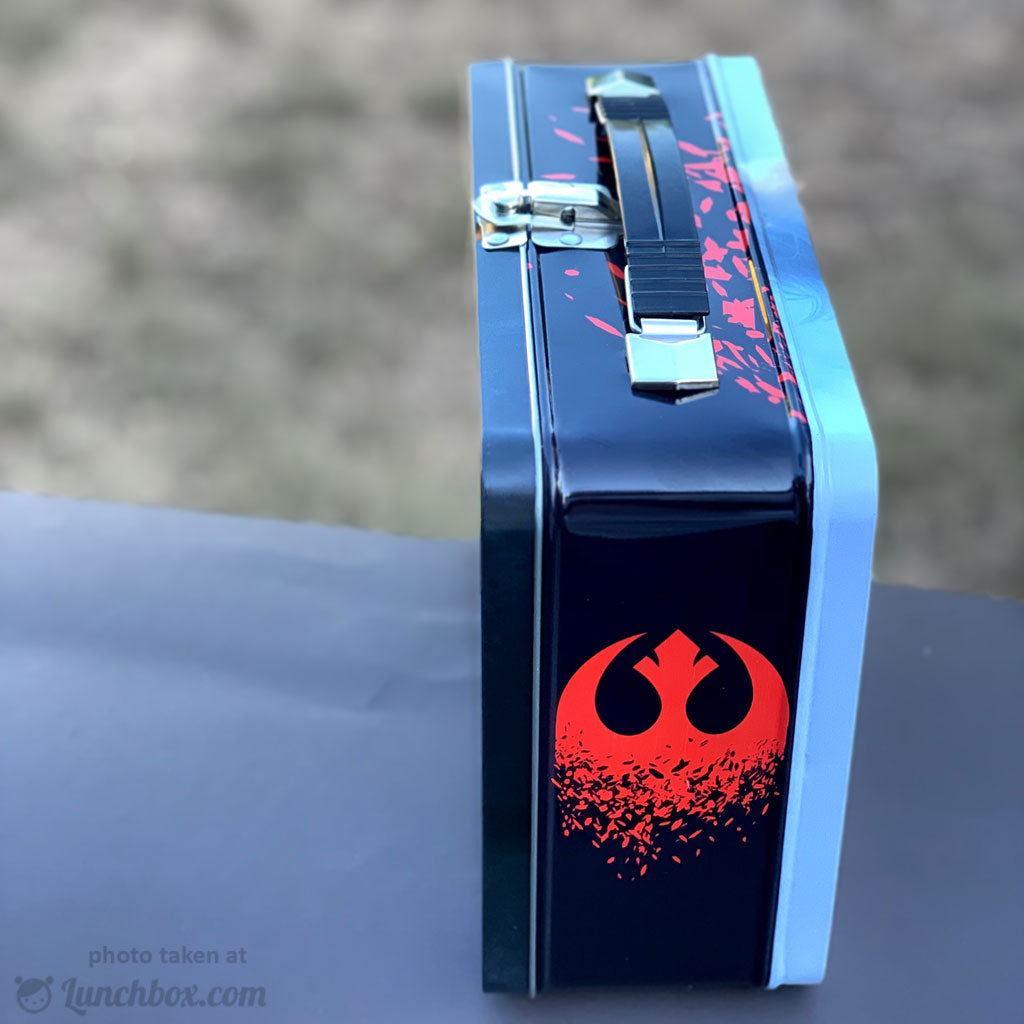 https://www.lunchbox.com/cdn/shop/products/star-wars-rise-of-skywalker-lunchbox_1024x1024.jpg?v=1562986950